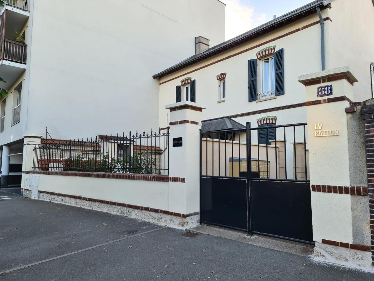 Apartmán Atelier Voyageur Chartres Exteriér fotografie